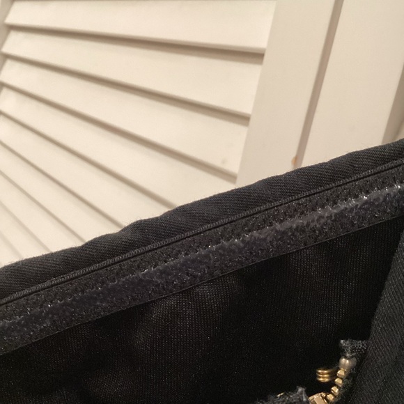 Mittoshop Chic Black One-Shoulder Dress - Picture 6 of 8